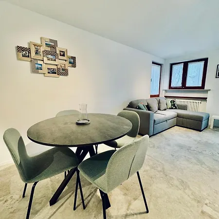 Rosanna Apartament *