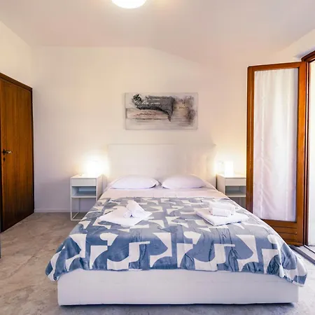 Apartament Rosanna *