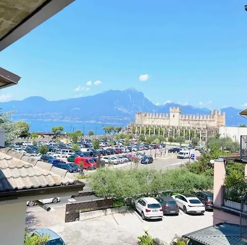 Rosanna * توري ديل بيناكو